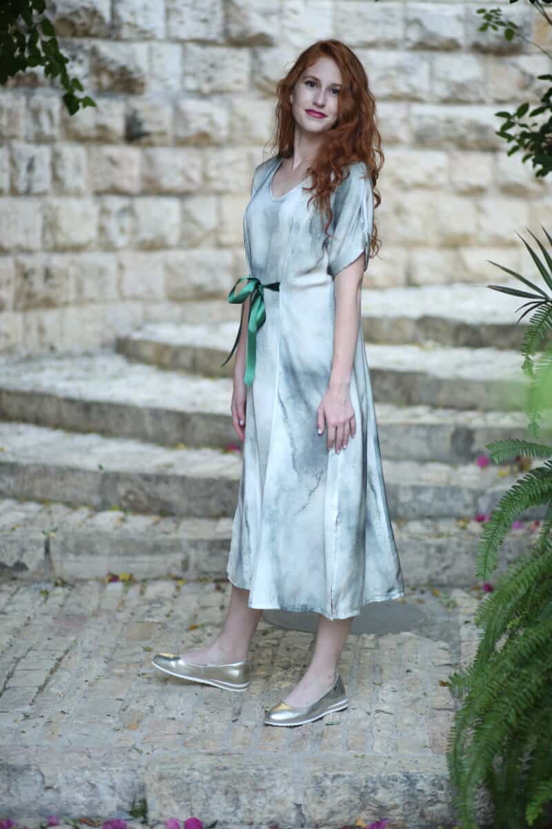 שמלת ג'ינגר הדפס ירוק עדין