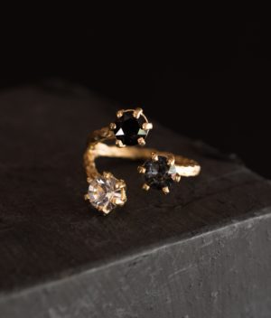 טבעת זהב סברובסקי
