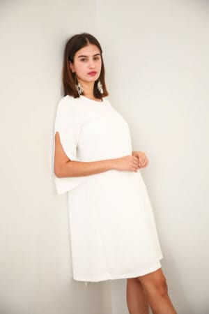 שמלת פפיון לבנה