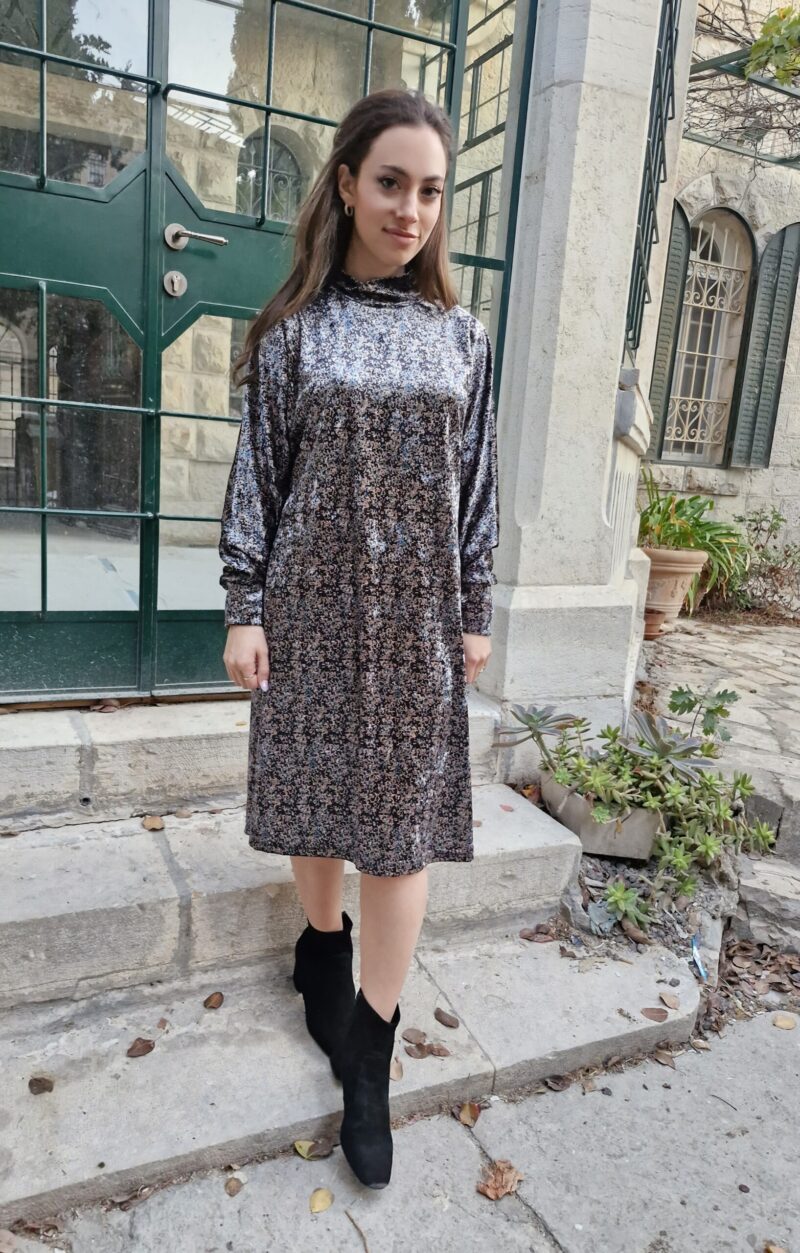 ⁦שמלת סיגל נקודות⁩ – תמונה ⁦3⁩