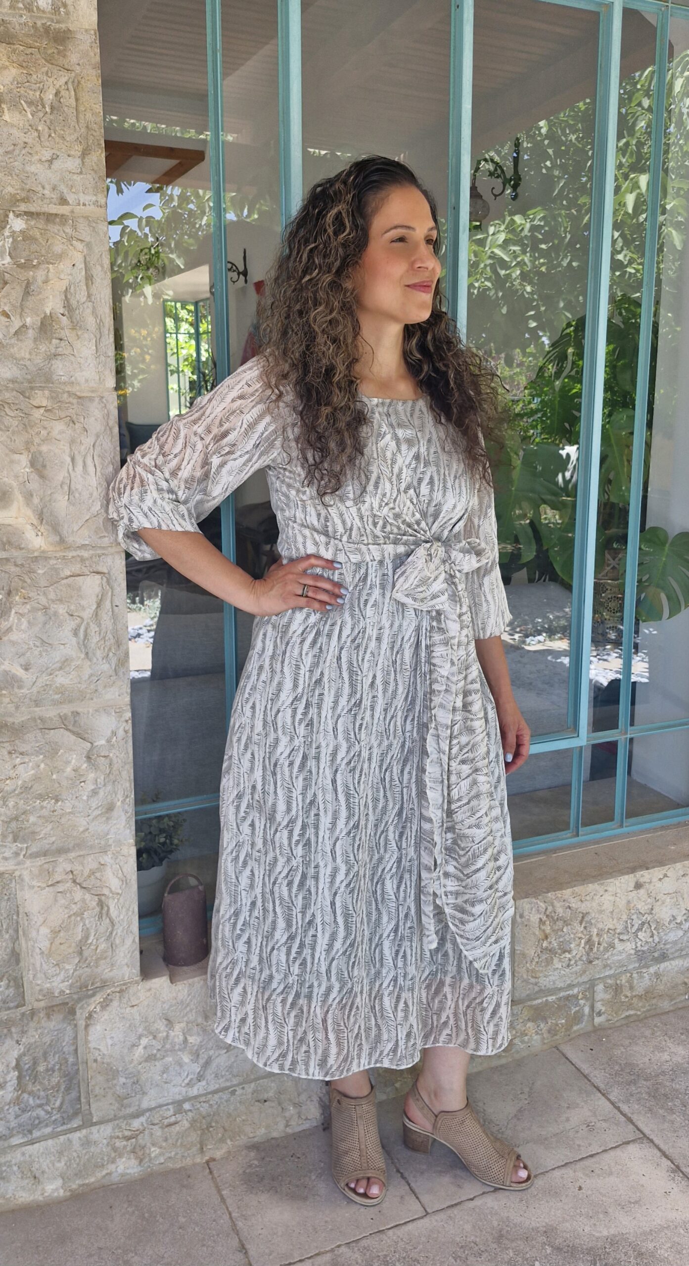 שמלת סוף שמנת – תמונה 4