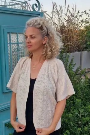 עליונית שמנת תחרה