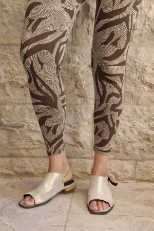 טייץ כותנה בצבע ירוק זית עם הדפס פרחים