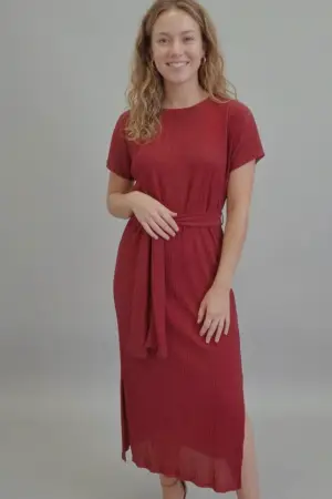 שמלת אנה ורודה